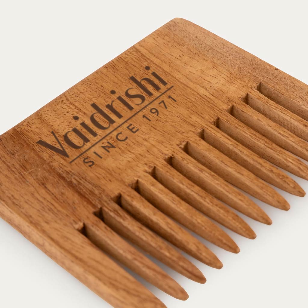 Vaidrishi Mini Wooden Comb